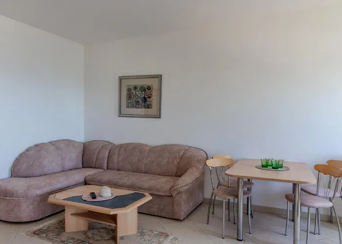 Bozena Apartament Vir