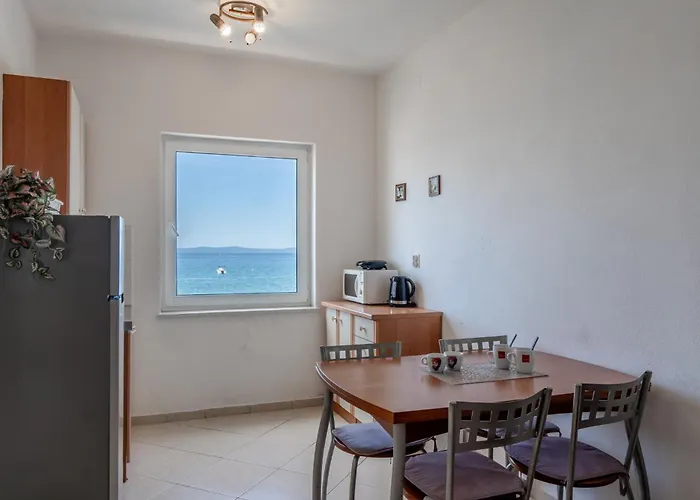Bozena Apartament Vir