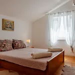 Bozena 公寓 维尔
