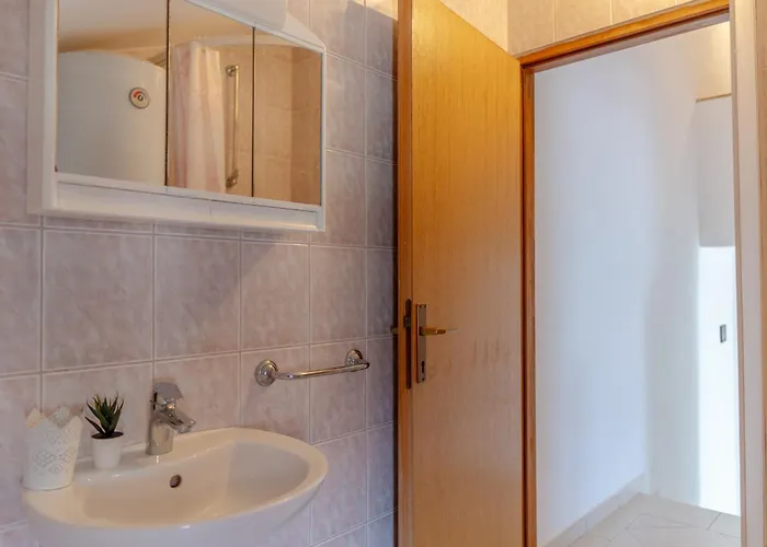 Apartament Bozena Vir