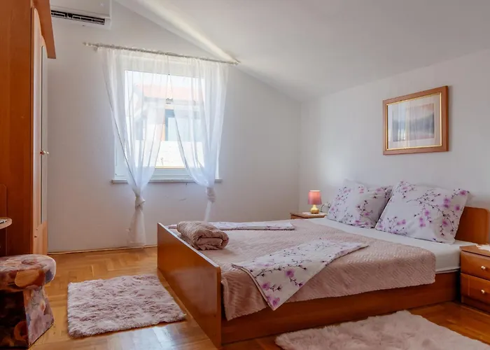 Apartament Bozena Vir